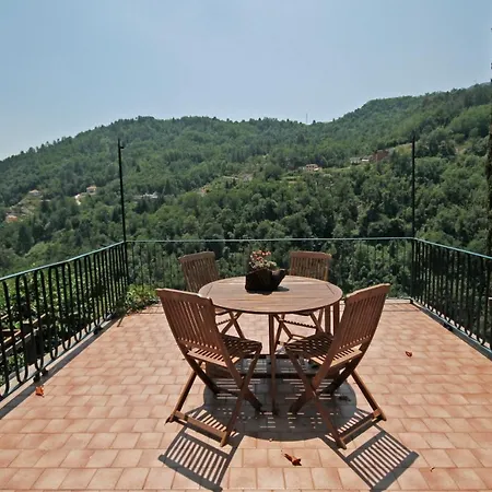 Casa Del Bosco Vakantieboerderij Borzonasca